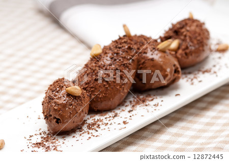 chocolate mousse quenelle dessert chocolate mousse quenelle dessert 12872445