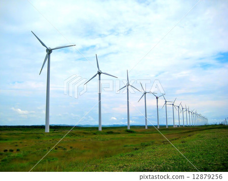 北海道·奧通魯的風力發電 北海道·奧通魯的風力發電 12879256