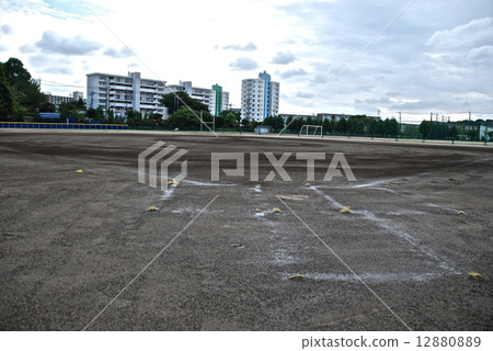 An empty baseball field (Yachiyo High School/1-1-1 Katsutadaiminami, Yachiyo City, Chiba Prefecture) An empty baseball field (Yachiyo High School/1-1-1 Katsutadaiminami, Yachiyo City, Chiba Prefecture) 12880889