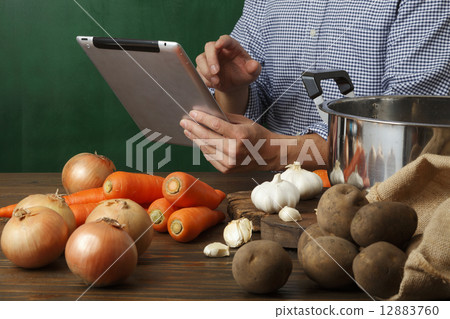 Recipe search on tablet PC 12883760