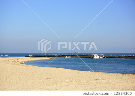 Suma coast 12884360