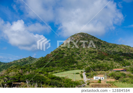 從Ishigakijima Tamazusaki觀景台看到的Kanedake dake 從Ishigakijima Tamazusaki觀景台看到的Kanedake dake 12884584