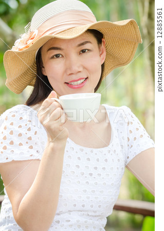 asian women 12885561