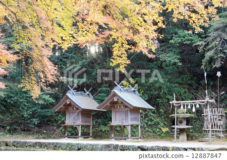 島根縣松江市 Kamosu 神社和秋葉 12887847