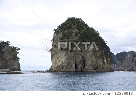 Dogashima Elephant Island 12889018