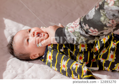 baby baby 12893270