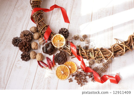 Materials for lease making 12911409