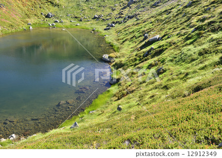 Daisetsuyama / Asahidake的夫婦池塘 12912349