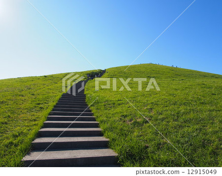 Moerenuma Park Mt. Moere's stairway 12915049