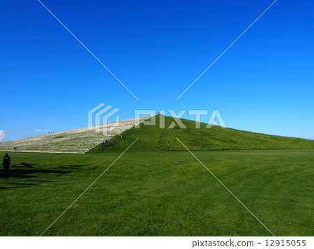 Moerenuma Park Play Mountain Moerenuma Park Play Mountain 12915055