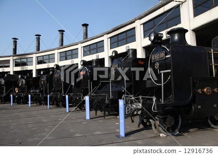 Plum alley locomotive building 12916736