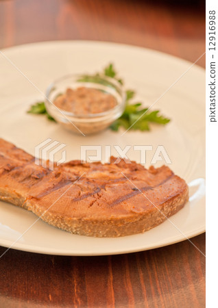 Boiled beef tongue 12916988