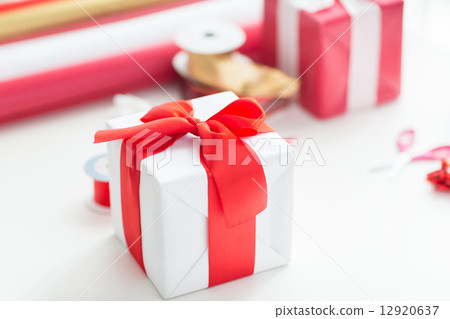 close up of christmas presents 12920637