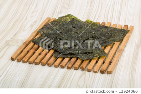 Nori Nori 12924060