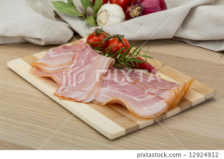 Bacon Bacon 12924912