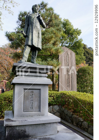 Statue of Kage Ink Line, Tanabe Shurouro Statue of Kage Ink Line, Tanabe Shurouro 12929996