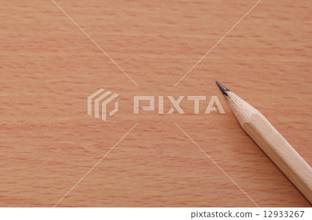 書桌和鉛筆 12933267