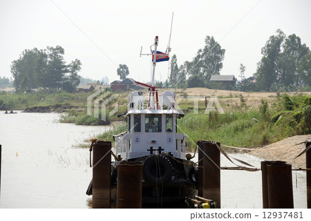 柬埔寨金邊Phnom Penh港口 柬埔寨金邊Phnom Penh港口 12937481