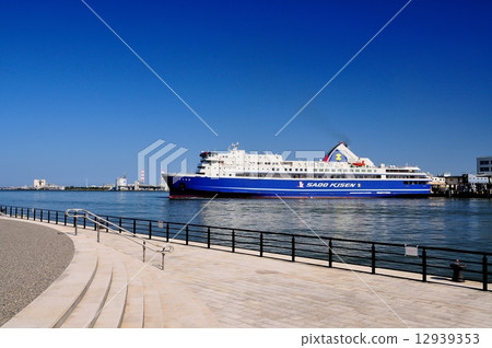 Sado kisho port departure 12939353