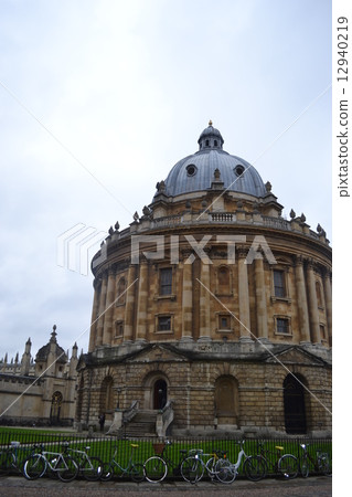 Oxford University Oxford University 12940219