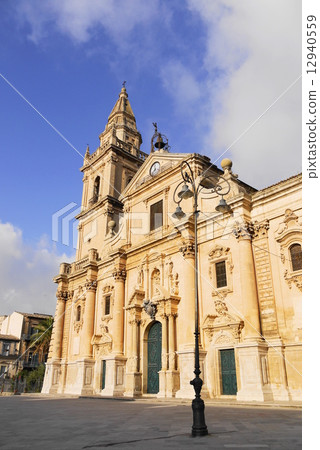 拉古薩拉古薩大教堂Cateddale cattedrale 拉古薩拉古薩大教堂Cateddale cattedrale 12940559