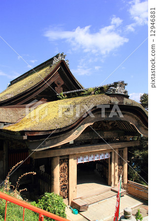 August Shiga Takeojima Jewel Temple · Tamen gate 12946881