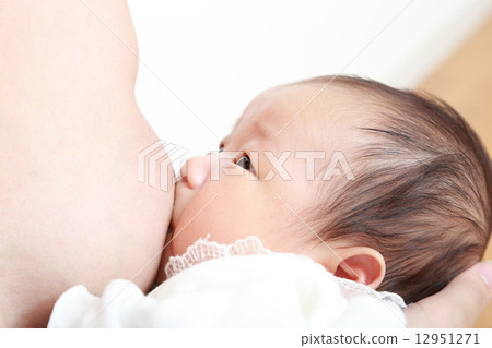 Breastfeeding (baby just bare 2 months old) 12951271
