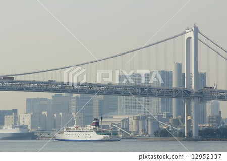 Tokyo Bay Rainbow Bridge 12952337