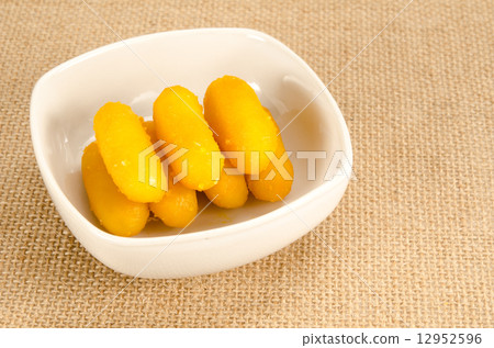 Thai dessert 12952596