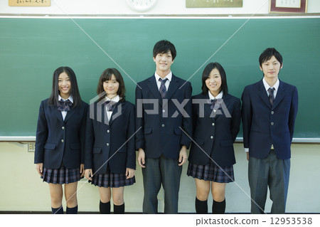 High school students who are in the classroom High school students who are in the classroom 12953538