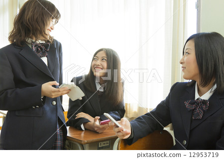 School girls with break time School girls with break time 12953719