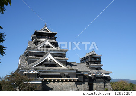 Kumamoto Castle in the blue sky Kyushu 12955294