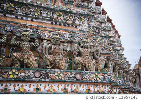 Statue of Wat Arun 2 12957145