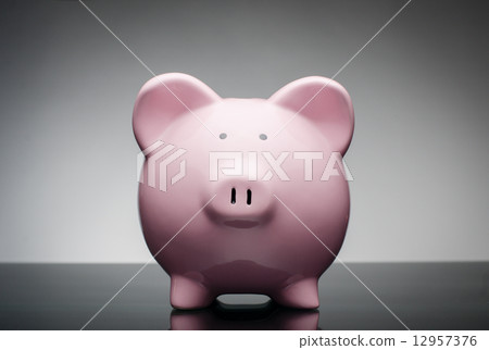 Pink ceramic piggy bank 12957376