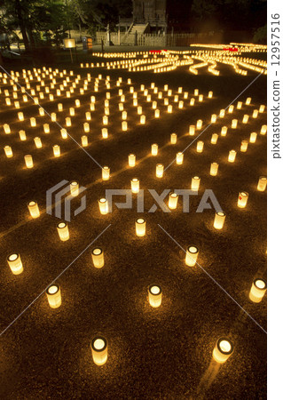 Ten thousand lanterns Fuukufusa Taisho holy lighting party 12957516