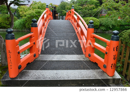 “Fairy Ryuo Front(前面)”和“Hosei Bridge(左)”(Shinsen Garden /京都市Oyakuti Shinenizencho Eastern Monzencho Town) “Fairy Ryuo Front(前面)”和“Hosei Bridge(左)”(Shinsen Garden /京都市Oyakuti Shinenizencho Eastern Monzencho Town) 12957866