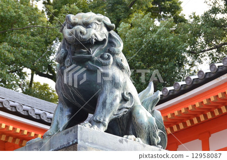 Yasaka Shrine's "Guardian Dog (Agena)" (Yasaka Shrine / Gion Town Higashiyama Ward, Kyoto City) Yasaka Shrine's "Guardian Dog (Agena)" (Yasaka Shrine / Gion Town Higashiyama Ward, Kyoto City) 12958087