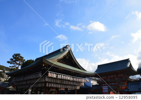 Yasaka Shrine's prefecture · Mai (Kyoto city Higashiyama ku Gion town) Yasaka Shrine's prefecture · Mai (Kyoto city Higashiyama ku Gion town) 12958095