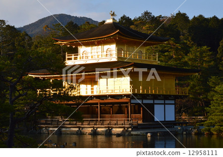金閣寺（京都市北區） 12958111