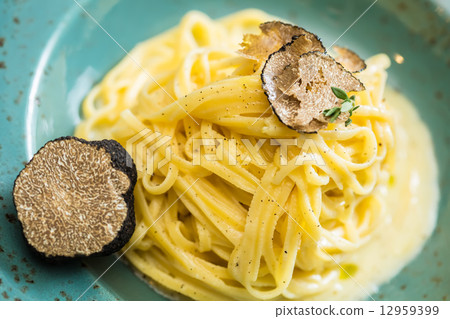 Dish of pasta with truffle Dish of pasta with truffle 12959399