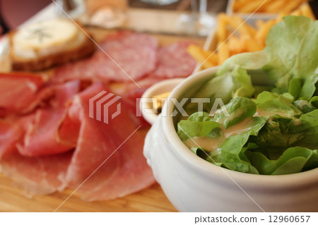Antipasto 12960657