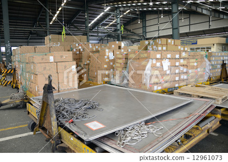 越南胡志明保稅倉庫 越南胡志明保稅倉庫 12961073