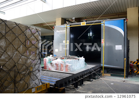 Vietnam Ho Chi Minh bonded warehouse 12961075