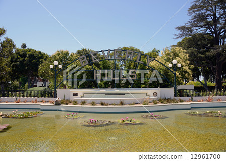 America Beverly Hills 12961700