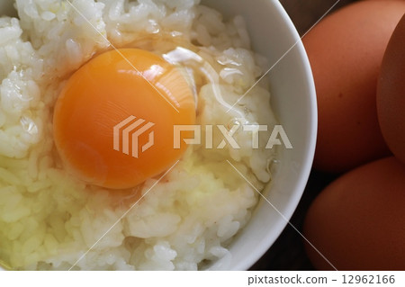 Fresh brown eggs and rice with raw egg Fresh brown eggs and rice with raw egg 12962166