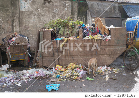 Trash cans in developing countries (Dhaka / Bangladesh) Trash cans in developing countries (Dhaka / Bangladesh) 12971162