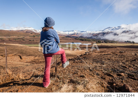 Young Girl Travel Mountains 12971844