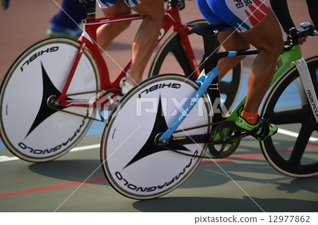 Bicycle wheels 12977862