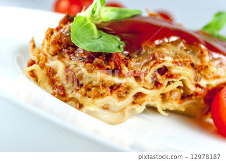 Lasagne Lasagne 12978187