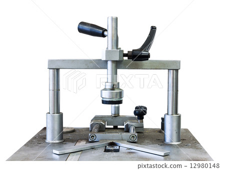 Equipment for holding frame corner before shooting nail 12980148
